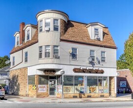 Building Photo - 437-439 High St