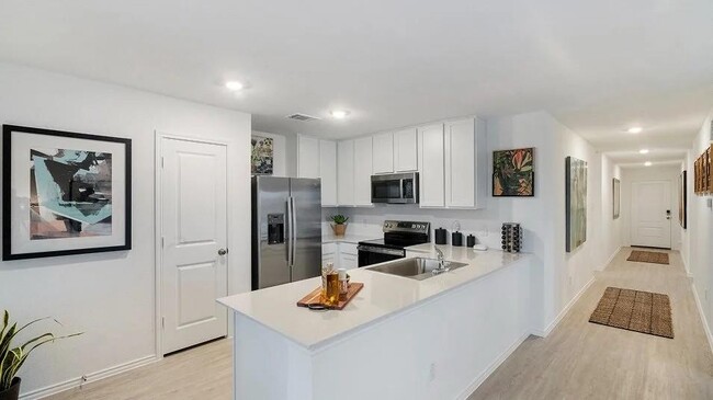 Building Photo - 217 Skyfire St