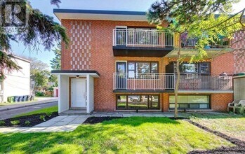 Building Photo - 19 Charlemagne Dr