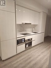 Building Photo - 8 Interchange Wy