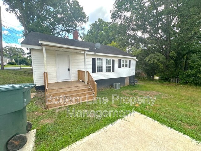 Building Photo - 815 S Weldon St