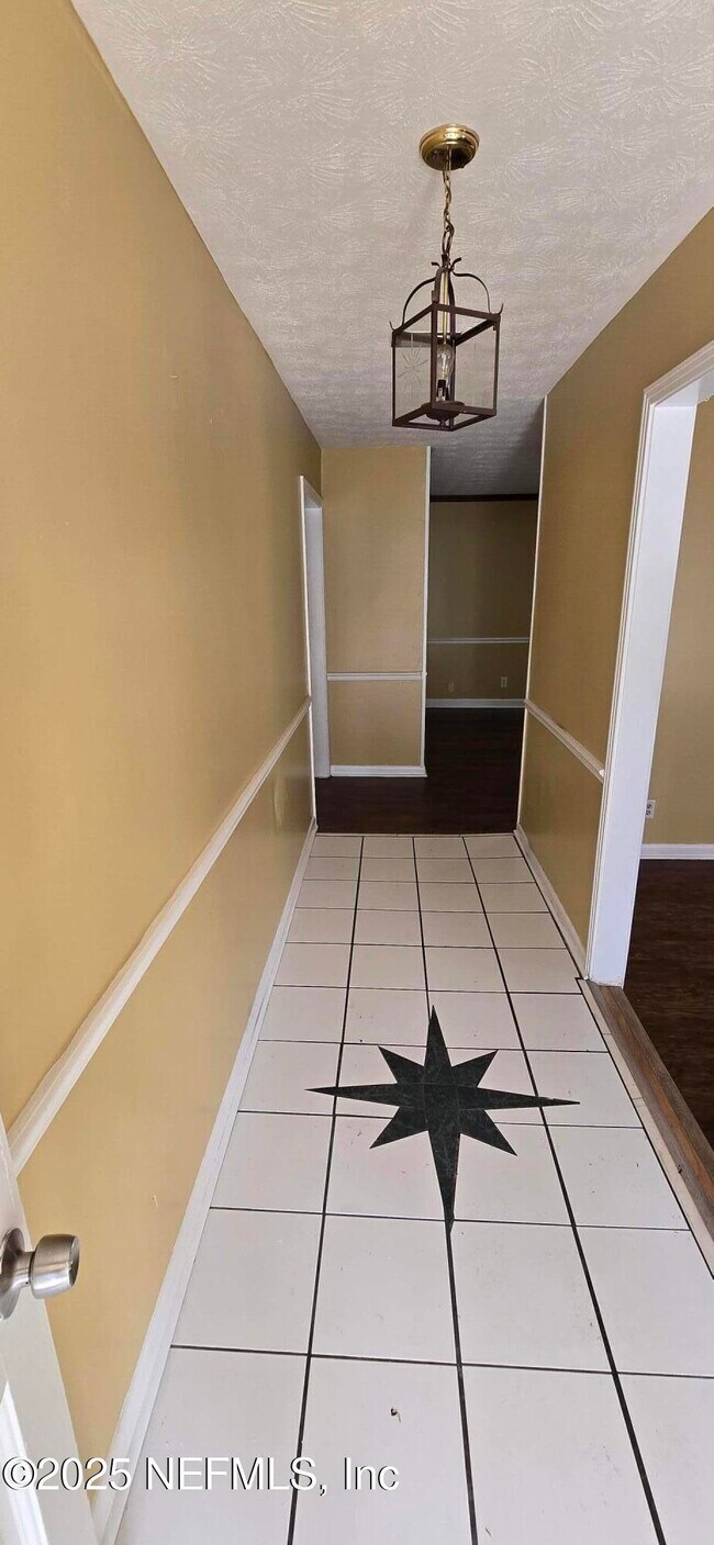 Foto del edificio - 2314 Oakdale Dr E