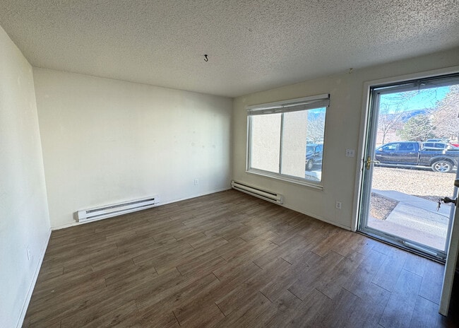 Foto del edificio - 1118 Darby St