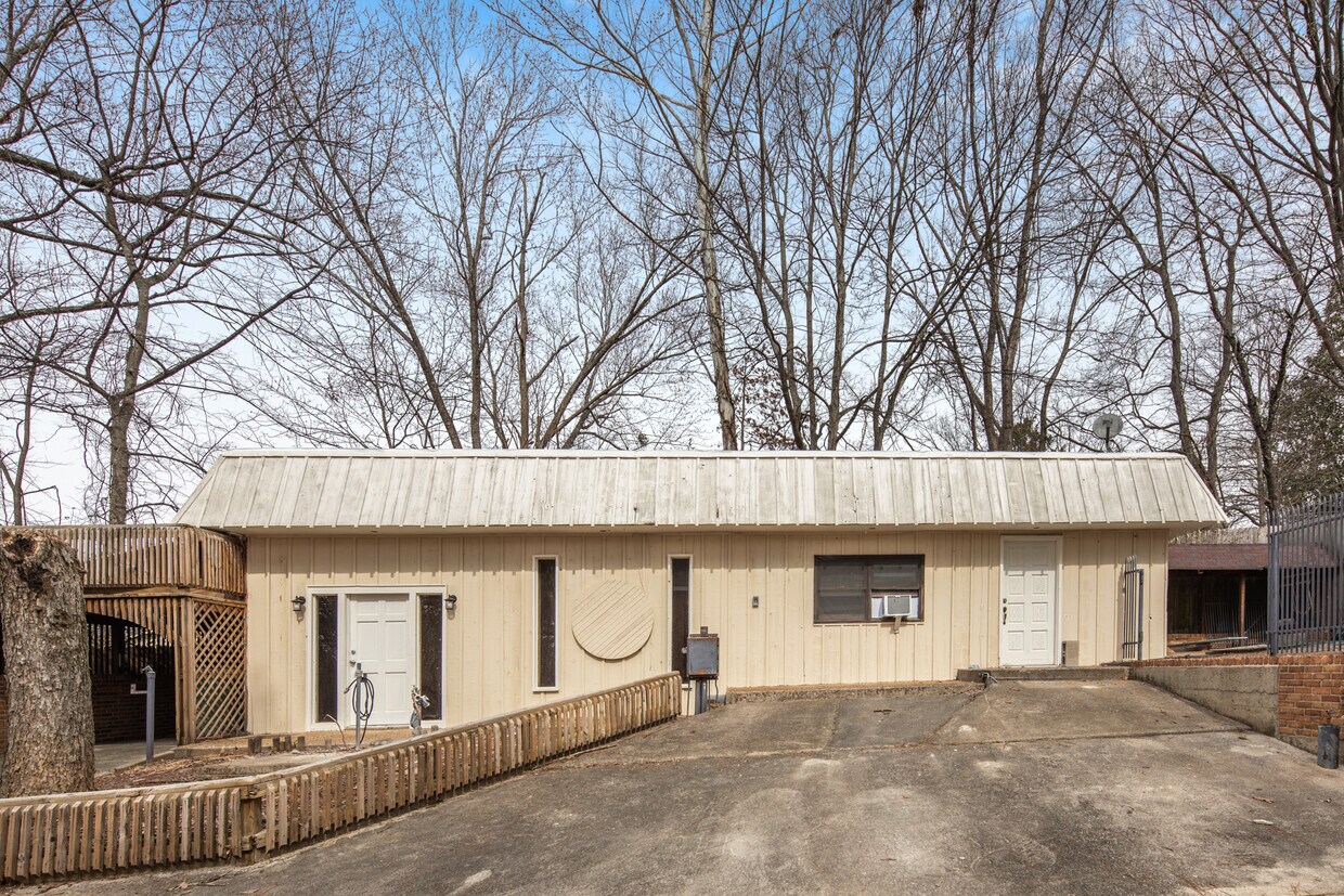 Foto principal - 3802 McEwen Dr NW