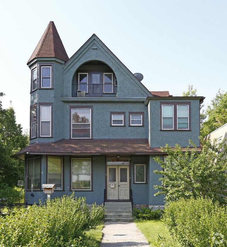Building Photo - 1852 Marshall Ave