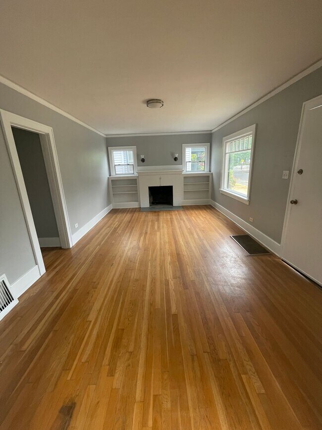 Building Photo - Welcome to Your Backyard Paradise!