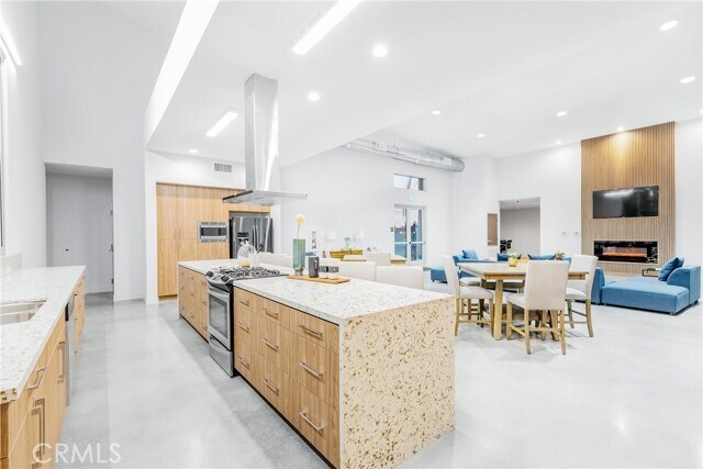 Foto del edificio - 12801 Brookhurst St