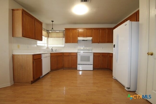 Foto del edificio - 5211 James Loop