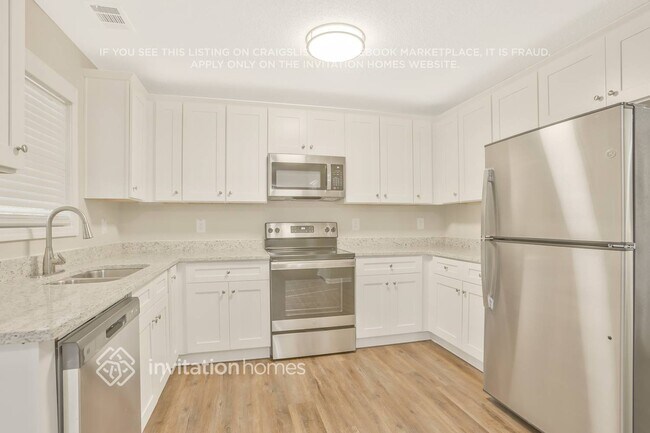 Building Photo - 6962 Mahonia Pl
