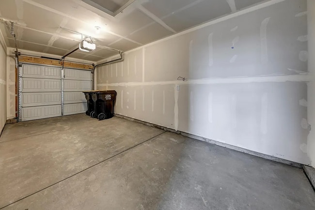 Foto del edificio - 4121 Jericho Loop