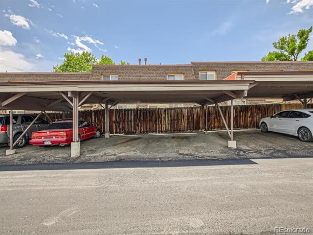 Building Photo - 424 Gladiola St