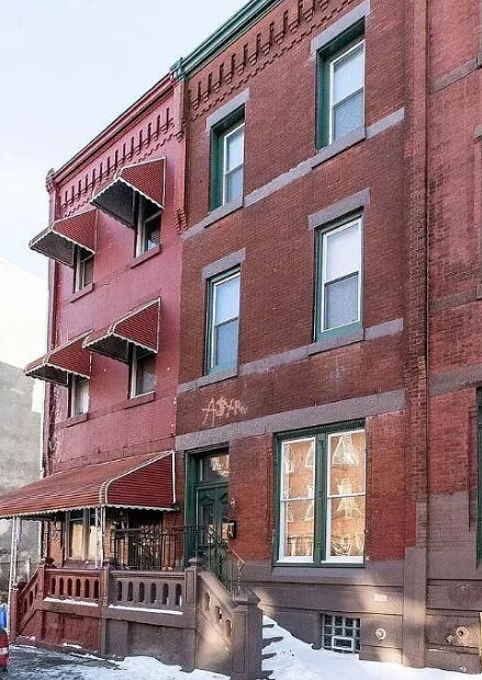 Building Photo - 1906 W Diamond St