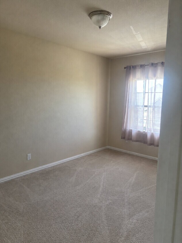Building Photo - 908 Hartman Dr