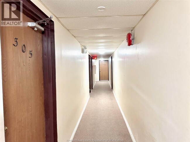 Building Photo - 2565 Lauzon Rd