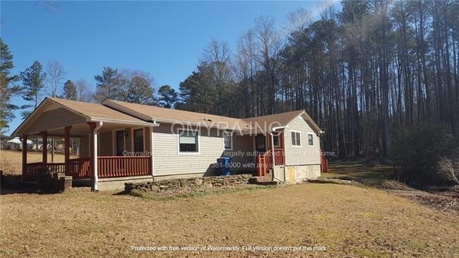 Foto del edificio - 3332 Fence Rd NE