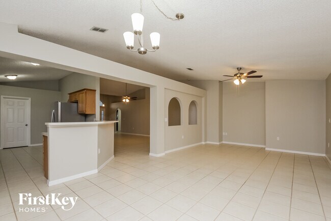 Foto del edificio - 1310 Berryhill Dr