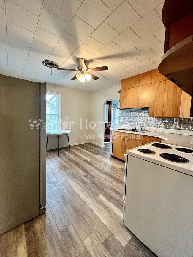 Foto del edificio - 2545 N Co Rd 1740