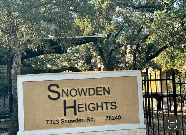 Foto del edificio - Snowden Heights Condominiums