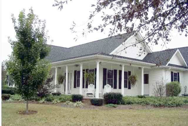 Primary Photo - 5 Gables Way