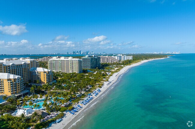 Key Biscayne has the Atlantic on one side and the Biscayne Bay on the other.
