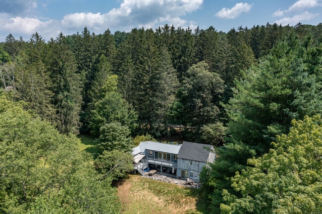 Building Photo - 359 Nettleton Hollow Rd