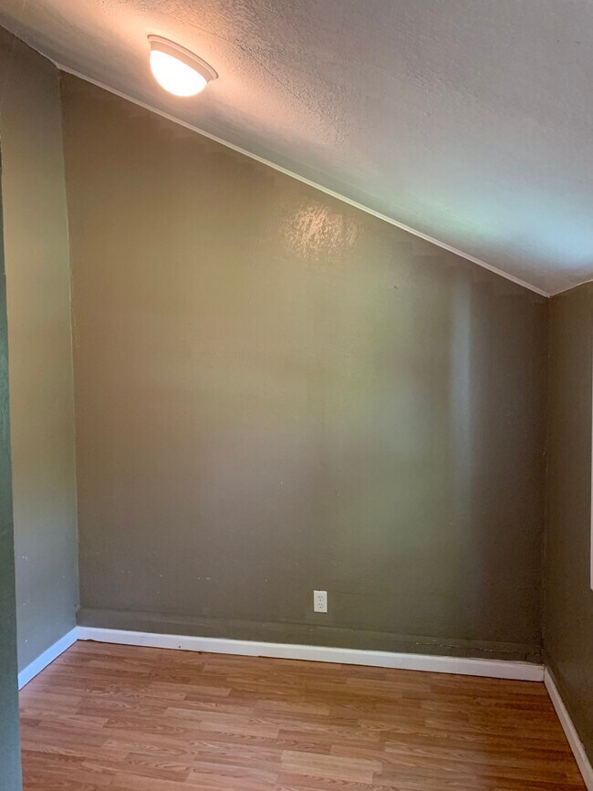 Foto del edificio - 4914 Blue Ln