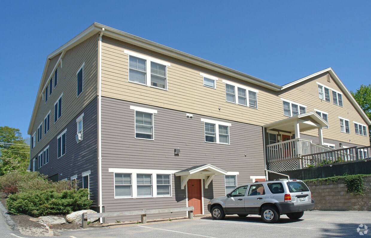 183 Lower Main St, Freeport, ME 04032 Apartments in Freeport, ME