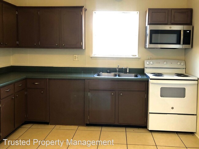 Foto del edificio - 3 br, 1 bath House - 302 South Park Street