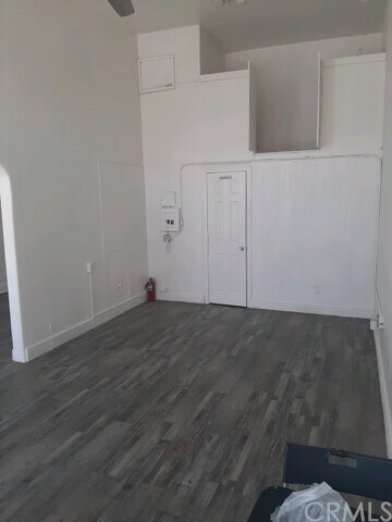 Foto del edificio - 744 Pine Ave