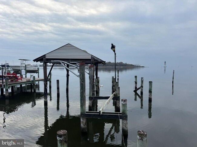 Foto del edificio - 9135 CUCKOLD Rd