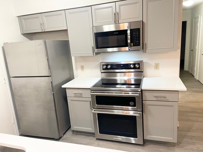 Foto del edificio - 2121 Stone Moss Ln