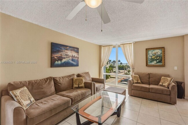 Foto del edificio - 1600 S Ocean Dr