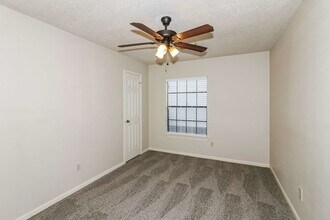 Building Photo - 22947 Benbury Dr