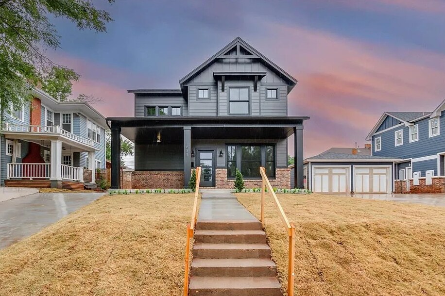 Primary Photo - 611 NW 25th St