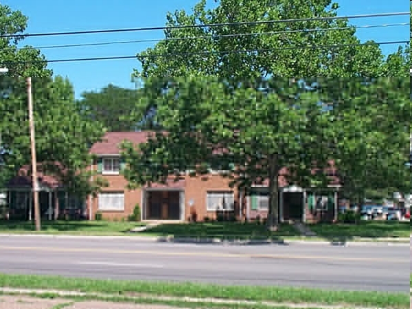 Building Photo - Leavitt Homes