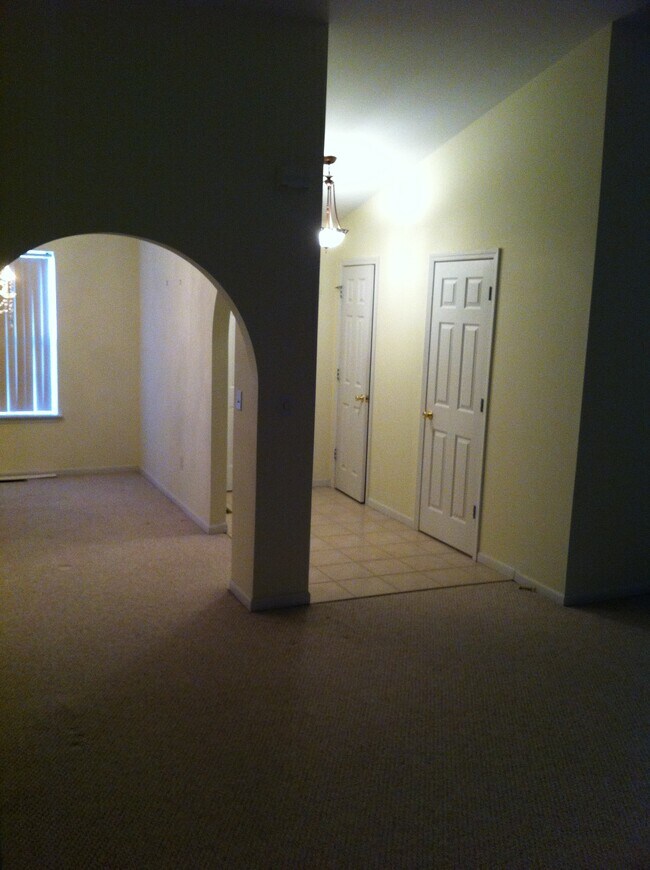 Building Photo - 143 Hickory Valley Rd.
