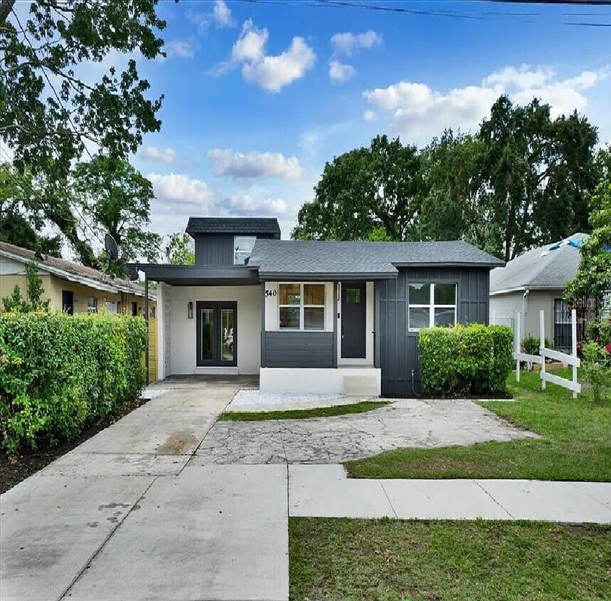 Primary Photo - 4540 Carter St