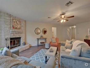 Building Photo - 7601 Hawkeye Dr
