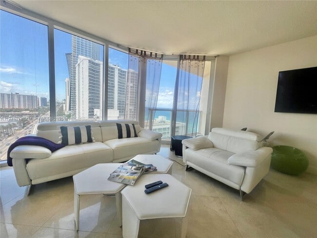Building Photo - 16699 Collins Ave