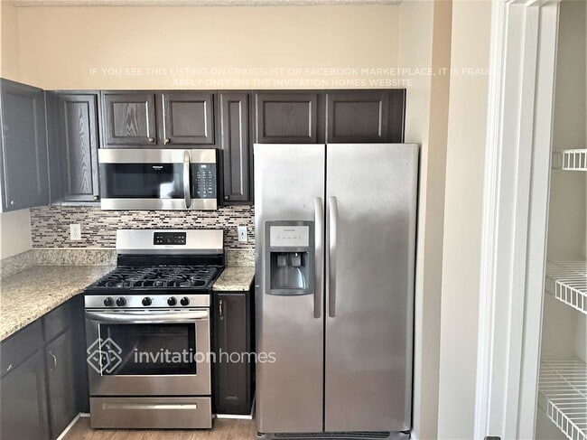 Building Photo - 662 Bedford Ct