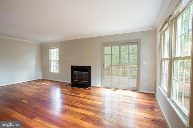 Building Photo - 751 Cherry Tree Ln