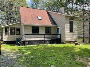 Building Photo - 2141 Rosemont Dr