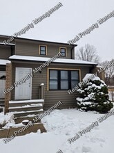 Building Photo - 1317 Lake Charles Ave