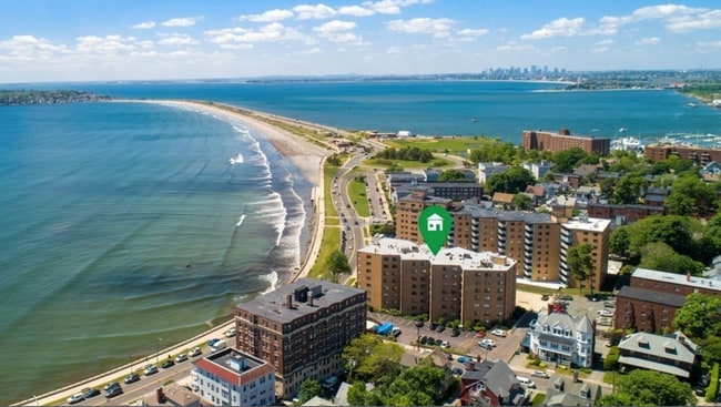Foto del edificio - 295 Lynn Shore Dr