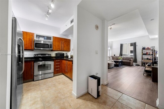 Building Photo - 7350 SW 89th St