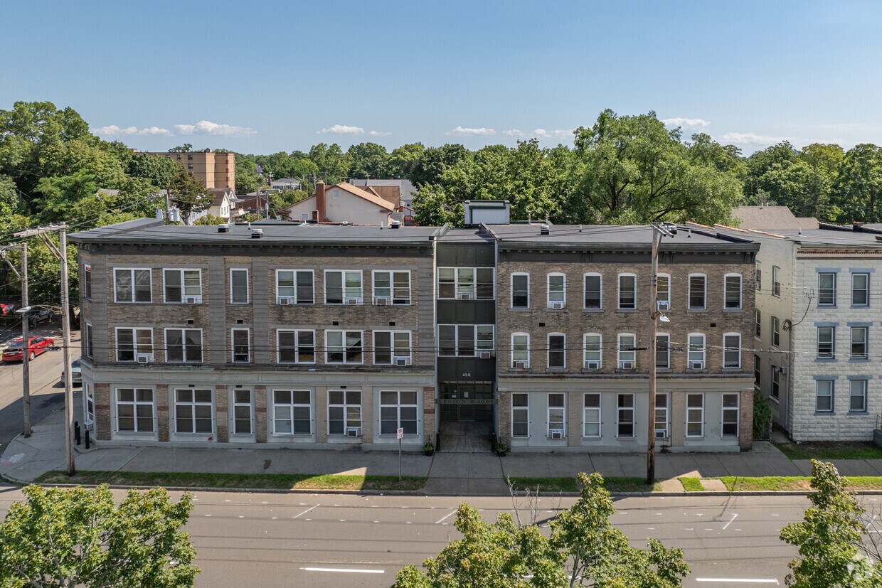 Foto del edificio - Legion Woods