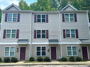 Building Photo - 69 Red Ln