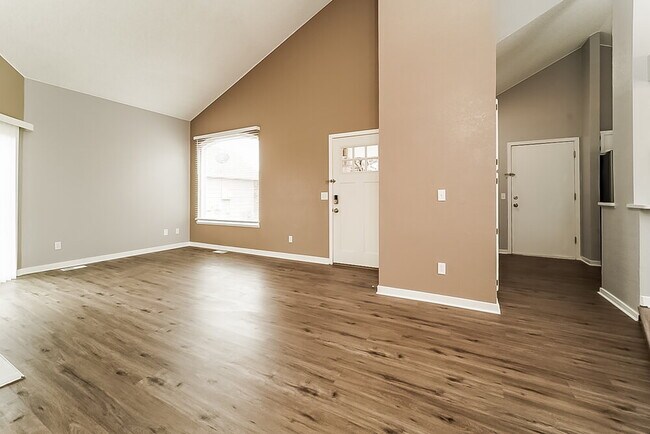 Foto del edificio - 4494 Genoa St