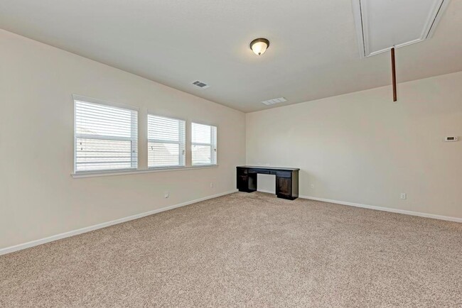 Building Photo - 321 Navigator Dr