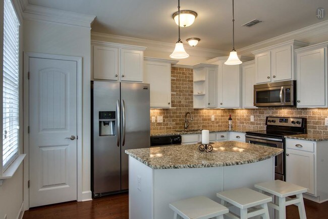 Foto del edificio - 1033 Westhaven Blvd